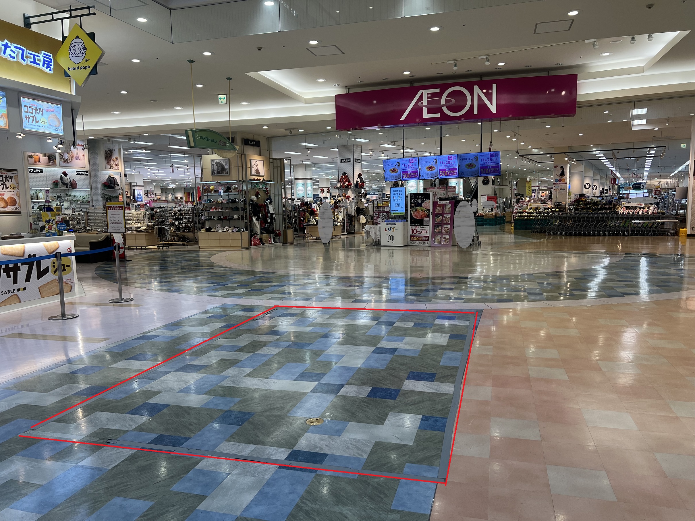 【イオンパークプレイス大分】東入口ビアードパパ前（イオン側）　催事スペース