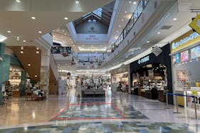 【イオンパークプレイス大分(大分県)】東入口ビアードパパ前(イオン側) 催事スペース