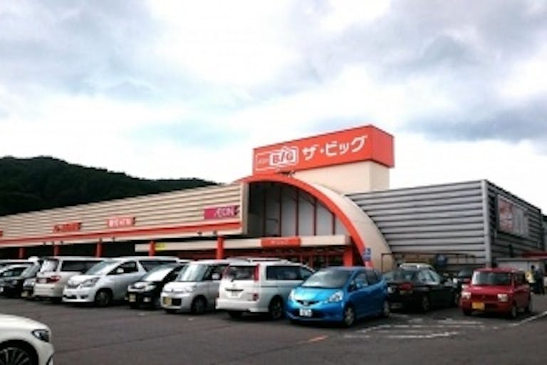 【イオンタウン茅野】各種物販イベントやプロモーションイベントに最適な通行量の多い生活雑貨店入口軒下のイベントスペースの画像2