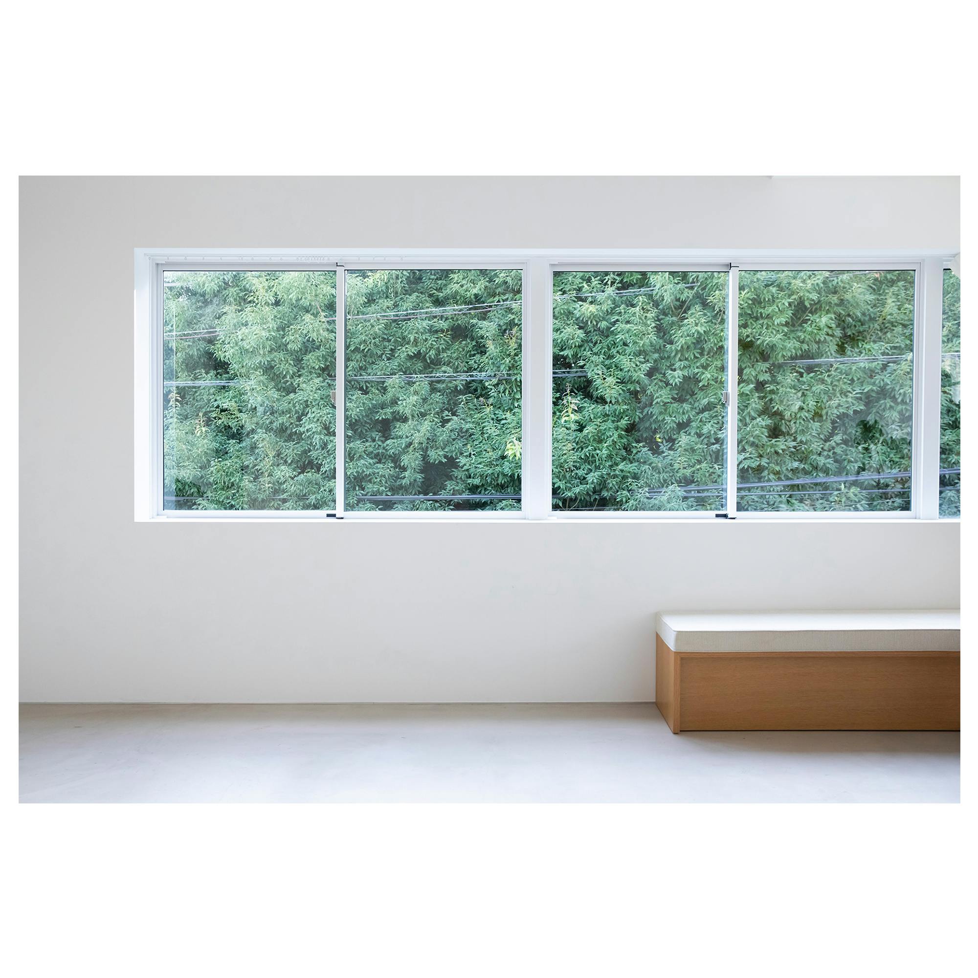 【青山一丁目駅5分】アパレルの展示会やポップアップストアに最適！青山公園沿いにある白を基調とした自然光たっぷりのレンタルスペース