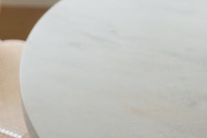 【青山一丁目駅5分】アパレルの展示会やポップアップストアに最適!青山公園沿いにある白を基調とした自然光たっぷりのレンタルスペース