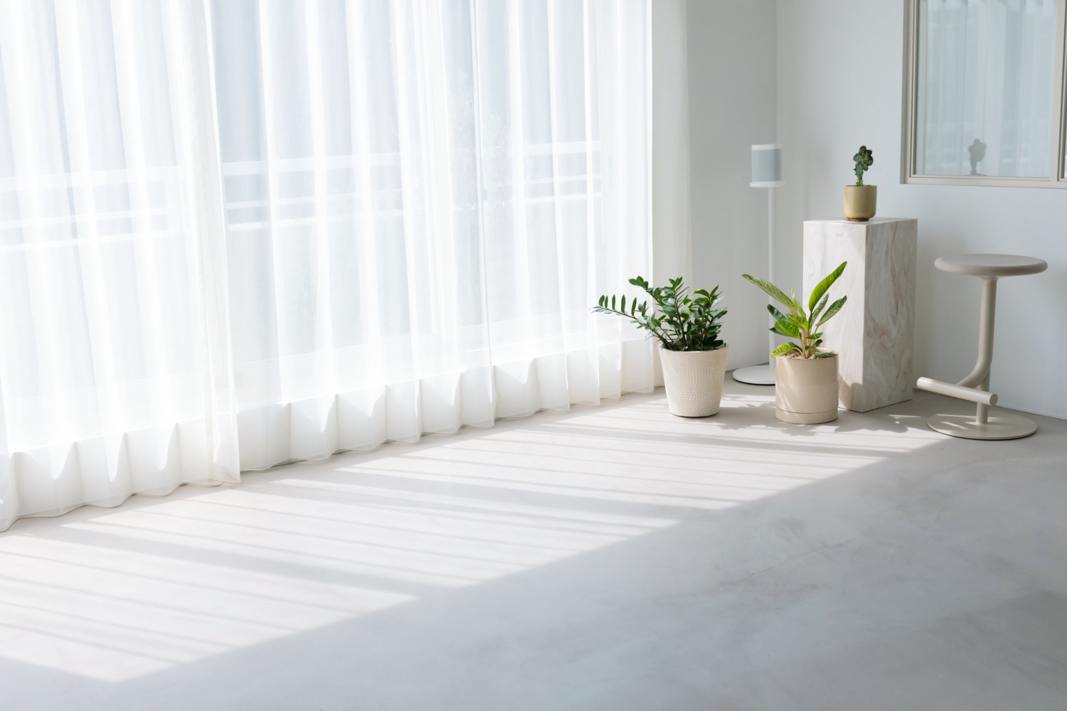 【青山一丁目駅5分】アパレルの展示会やポップアップストアに最適！青山公園沿いにある白を基調とした自然光たっぷりのレンタルスペース