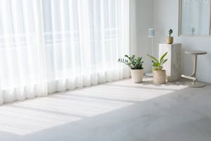 【青山一丁目駅5分】アパレルの展示会やポップアップストアに最適!青山公園沿いにある白を基調とした自然光たっぷりのレンタルスペース