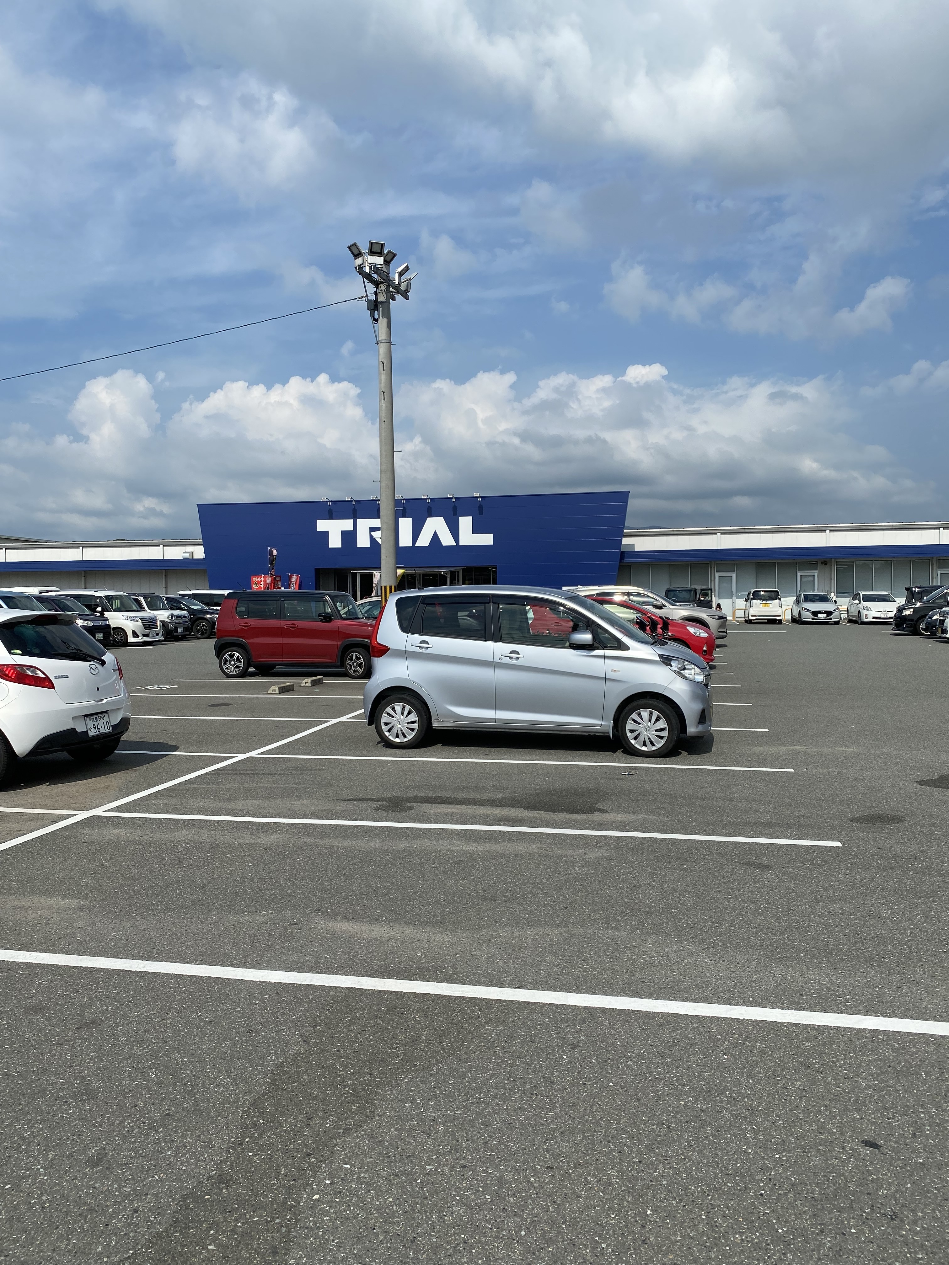 【スーパーセンタートライアル小竹店】キッチンカー（調理営業）出店限定/屋外スペース