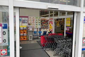 【マックスバリュ浪打店】各種プロモーションイベントに最適な店舗内イベントスペース