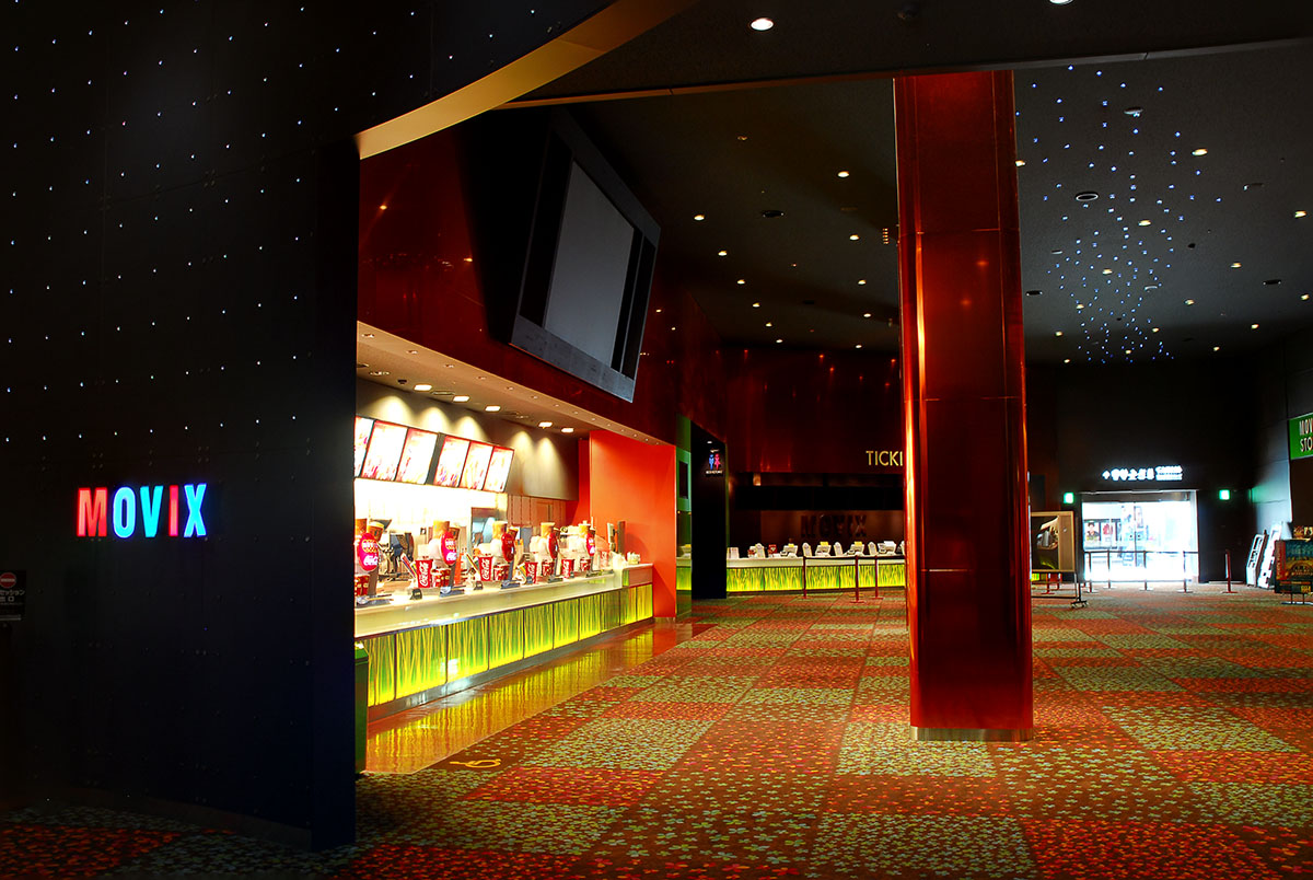 Movix柏の葉 プロモーションに最適 顧客にリーチしやすい映画館内のイベントスペース 6 ショップカウンター