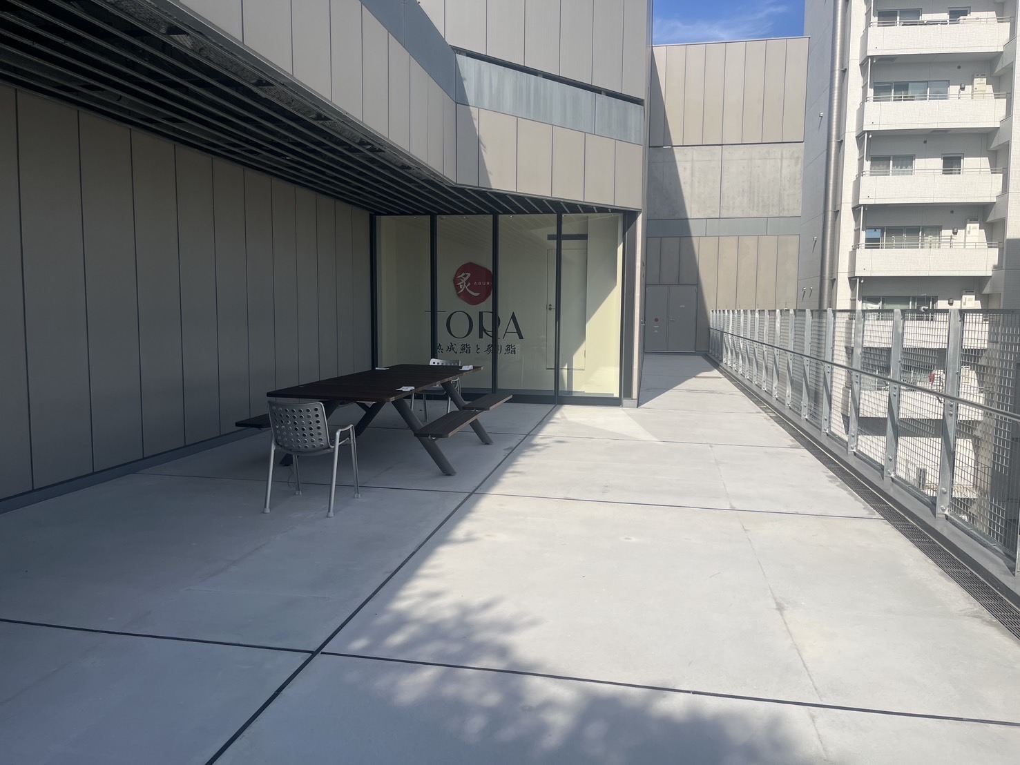 【KOMAZAWA Park Quarter】【駒沢大学駅徒歩１分】4階屋外テラスのレンタルスペース｜会議・小規模物販・撮影利用に最適「KOMAZAWA Park Quarter Terrace」