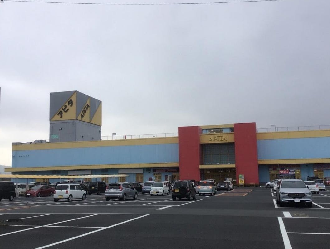 【アピタ伊賀上野店】販促プロモーションや食物販に最適な1F ATM横のイベントスペースの画像