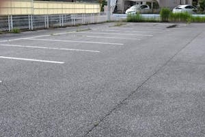 【ダイナム栃木さくら店ゆったり館】キッチンカー出店やプロモーションイベントに最適なアミューズメント施設の駐車場スペース