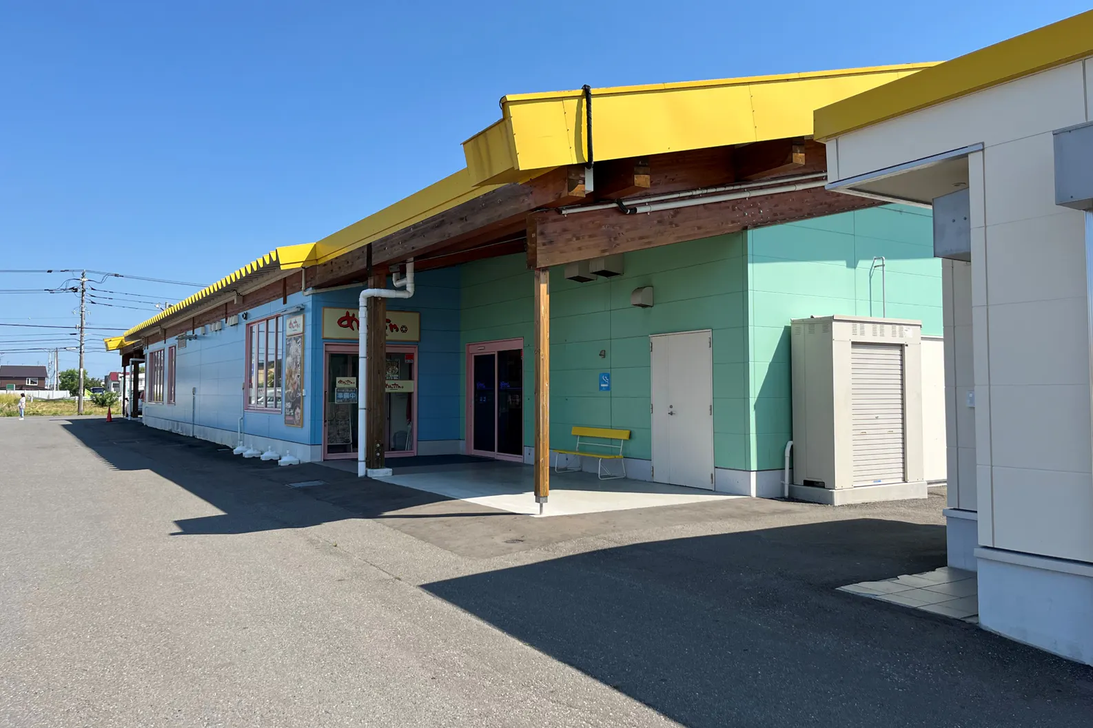 【ダイナム北海道岩見沢南店ゆったり館】物販やプロモーションイベントの開催に最適なアミューズメント施設のイベントスペース(めん六や前)