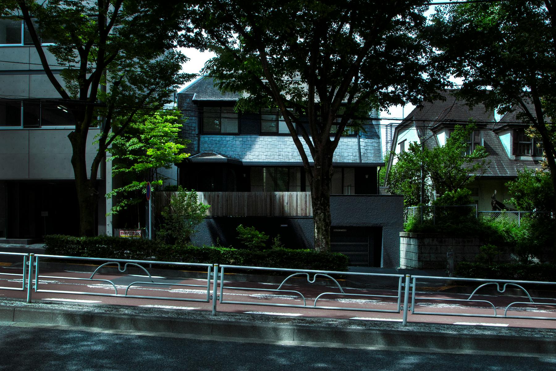 【代々木上原駅5分 / 一軒家 】アパレル展示会、PRイベントに最適な、白を基調とした一棟貸し路面イベントスペース