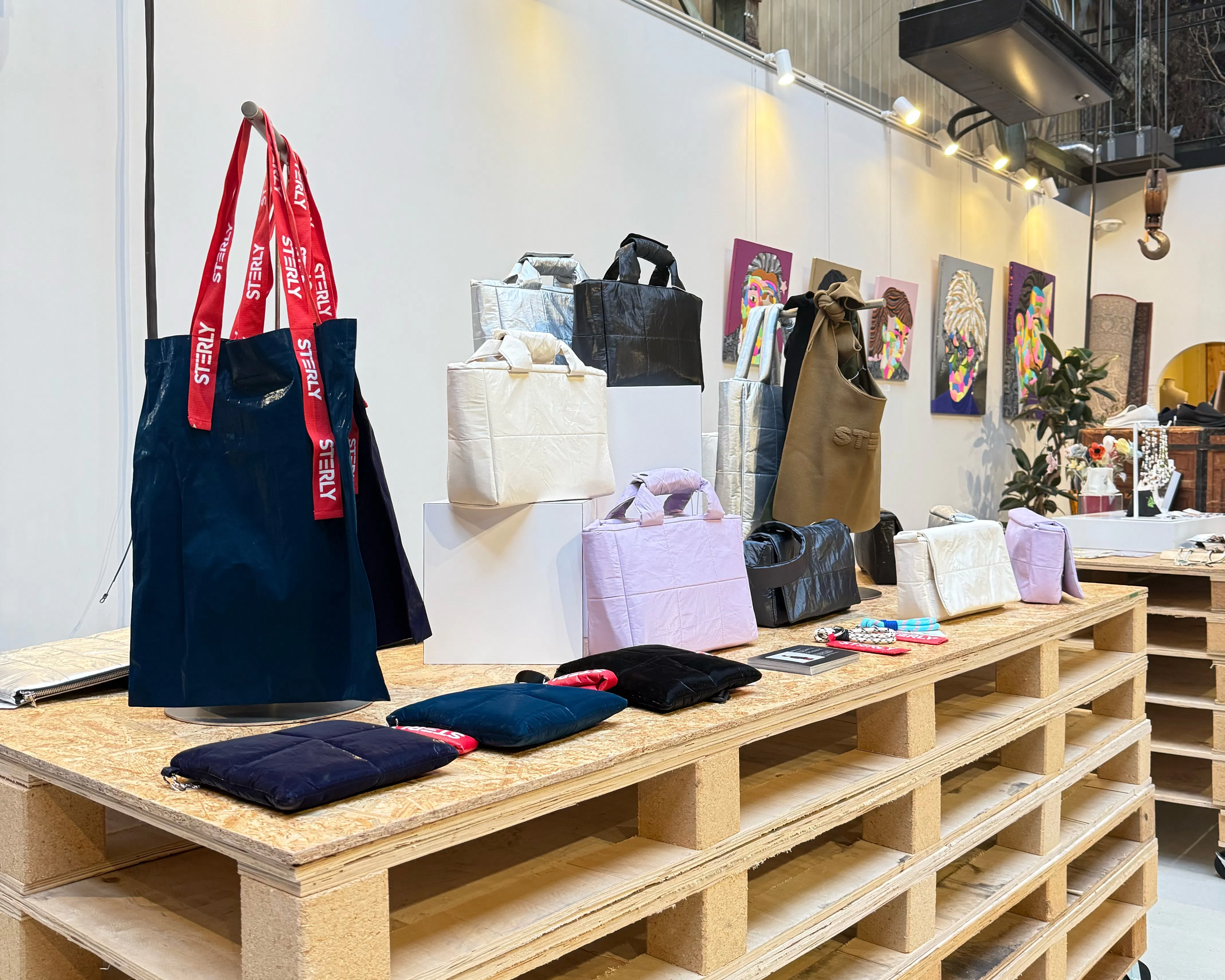 【北加賀屋駅6分】カフェ併設/無料什器付きのサスティナブル施設内のイベントスペース|ポップアップ・展示・ワークショップに最適