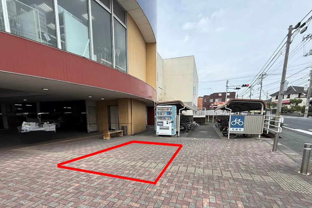 【スーパーセンタートライアル宇部店】キッチンカー(調理営業)出店限定/屋外スペース