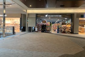 【イオンモール高岡】東館 2階 イベントスペース⑥(ヴィレッジヴァンガード前)