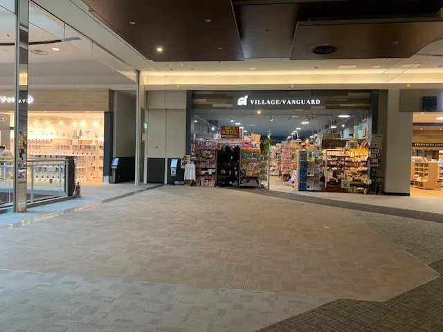 【イオンモール高岡】東館 2階 イベントスペース⑥(ヴィレッジヴァンガード前)