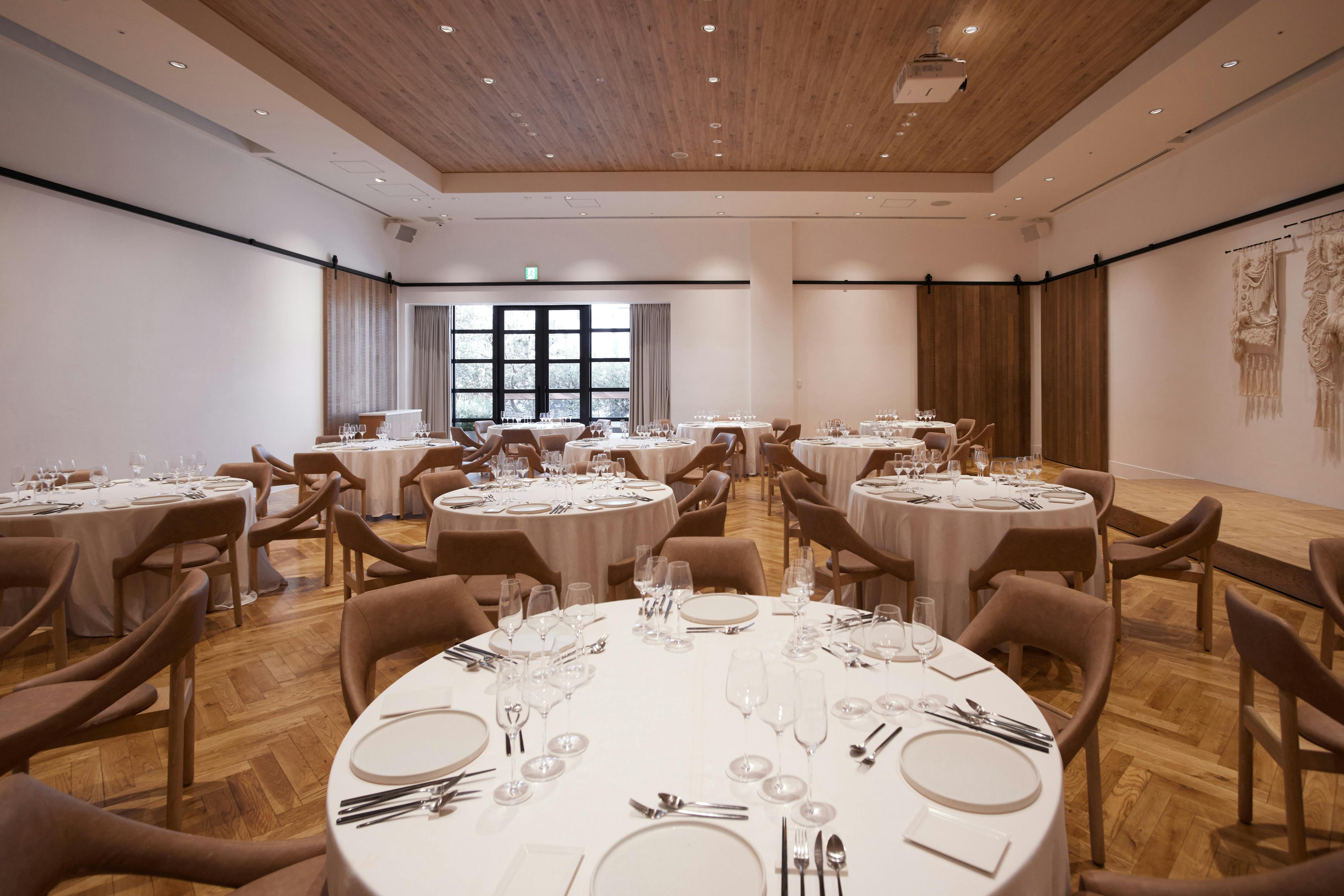 【渋谷駅6分|KEYAKI】ローンチパーティや大型プロモーション、展示会イベントの開催に最適な「TRUNK(HOTEL)」内のイベントスペース