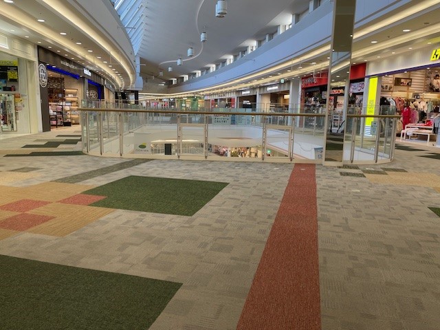 【イオンモール羽生】ムラサキスポーツ前ブリッジ　イベントスペース