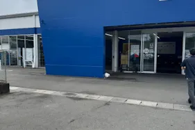 【スーパーセンタートライアル大刀洗店】キッチンカー(調理営業)出店限定/屋外スペース