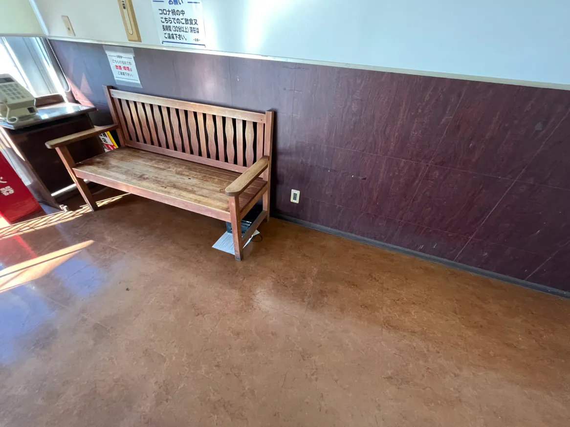 【オークワ愛西プラザ】販促キャンペーンやプロモーションイベントに適した風除室スペース