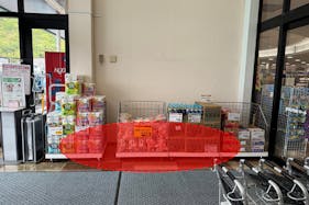 【ゆめマート 東萩】風除室 物販や販促プロモーションにおすすめな催事イベントスペース