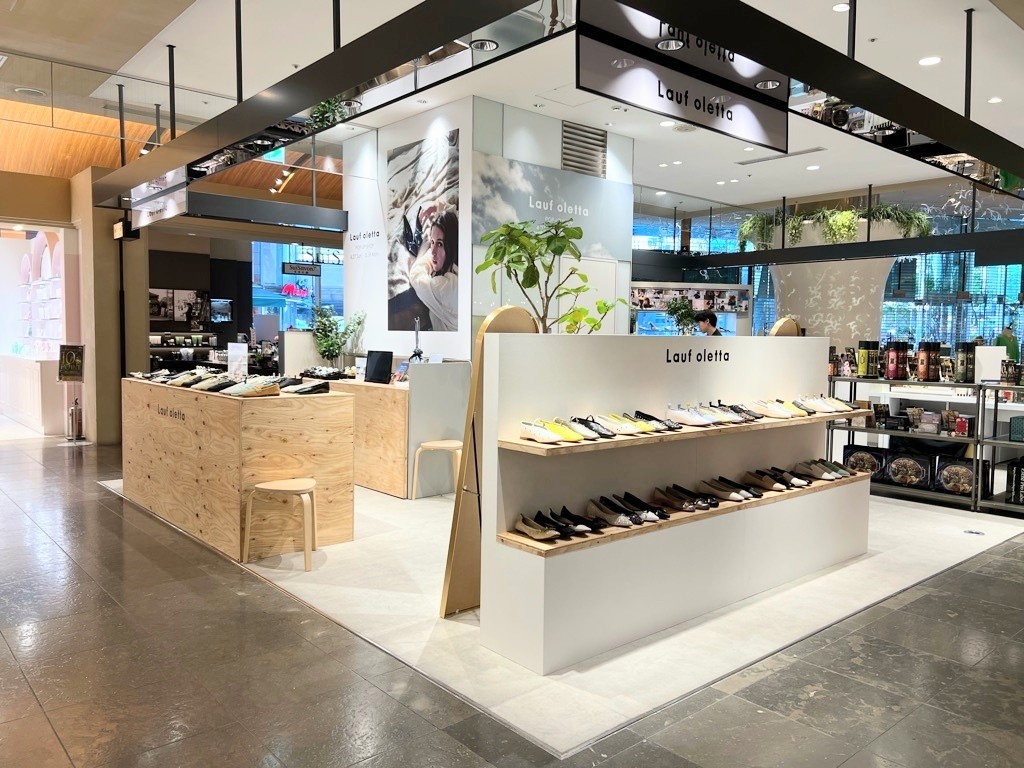 【有楽町マルイ】1階 カレンダリウムD01【物販・PR】有楽町マルイの顔ともいえるフロアのエスカレーター前の好立地