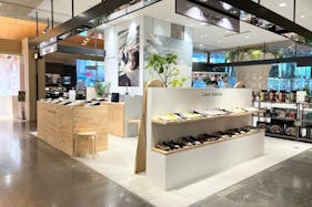 【有楽町マルイ】1階 カレンダリウムD01【物販・PR】有楽町マルイの顔ともいえるフロアのエスカレーター前の好立地