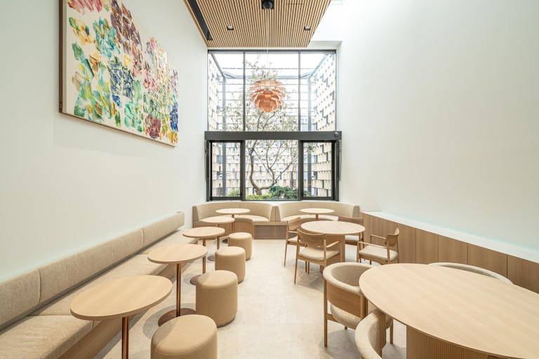 【中目黒・池尻大橋エリア】天高・自然光◎ 対談やカフェ・バーなどの撮影、展示会に最適なレンタルスペースの画像3