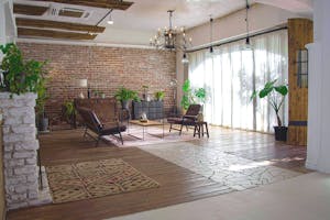 【神泉駅8分】撮影・展示会に適した白壁ナチュラルな雰囲気で生配信も可能なスタジオ