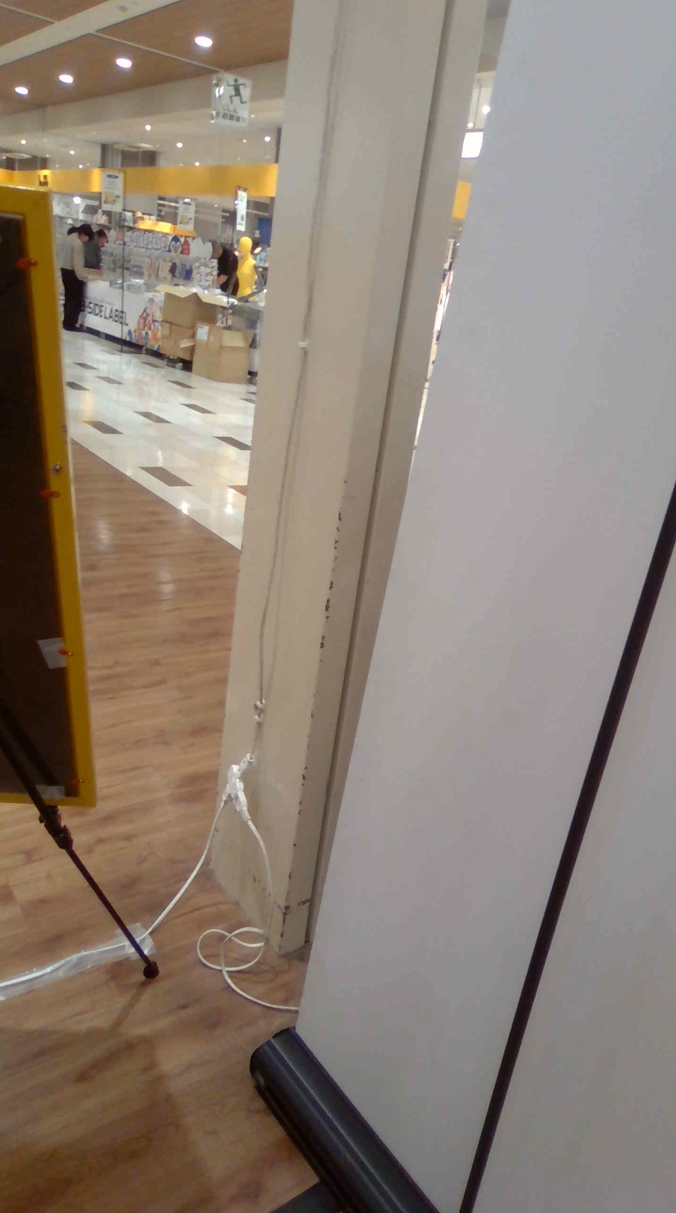 【天満屋ハピータウンポートプラザ店】南側エスカレーター横 各種プロモーション、会員獲得イベントに最適な屋内催事イベントスペース