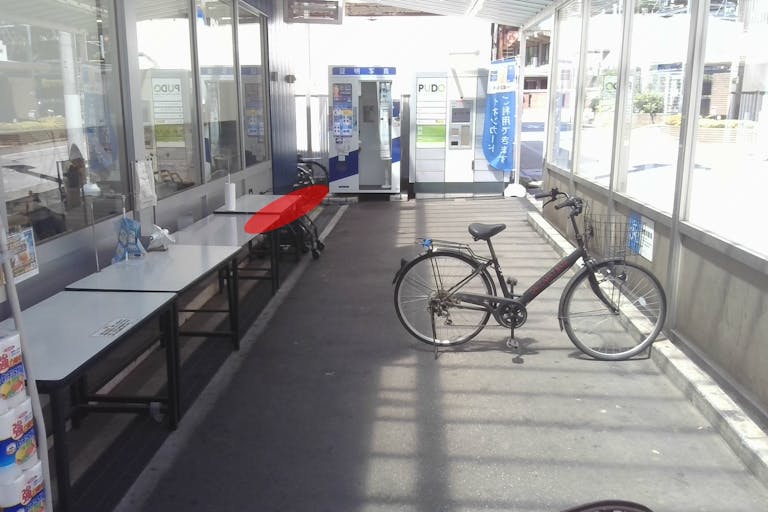 【ビッグ・エー習志野大久保店】各種プロモーションイベントや食物販での出店に最適な風除室スペースの画像4