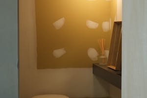 【経堂駅7分】撮影や展示会に最適な無機質な空間が特徴的な100㎡以上あるレンタルスペース