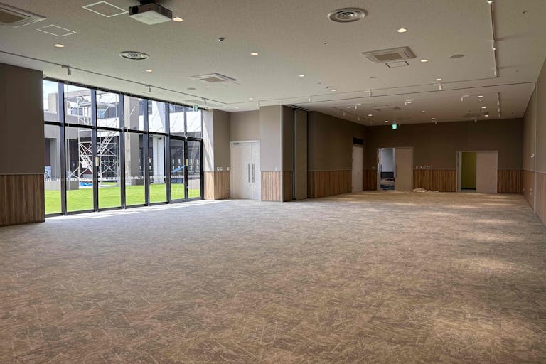 【イオンモール仙台上杉】イオンホールAの画像2