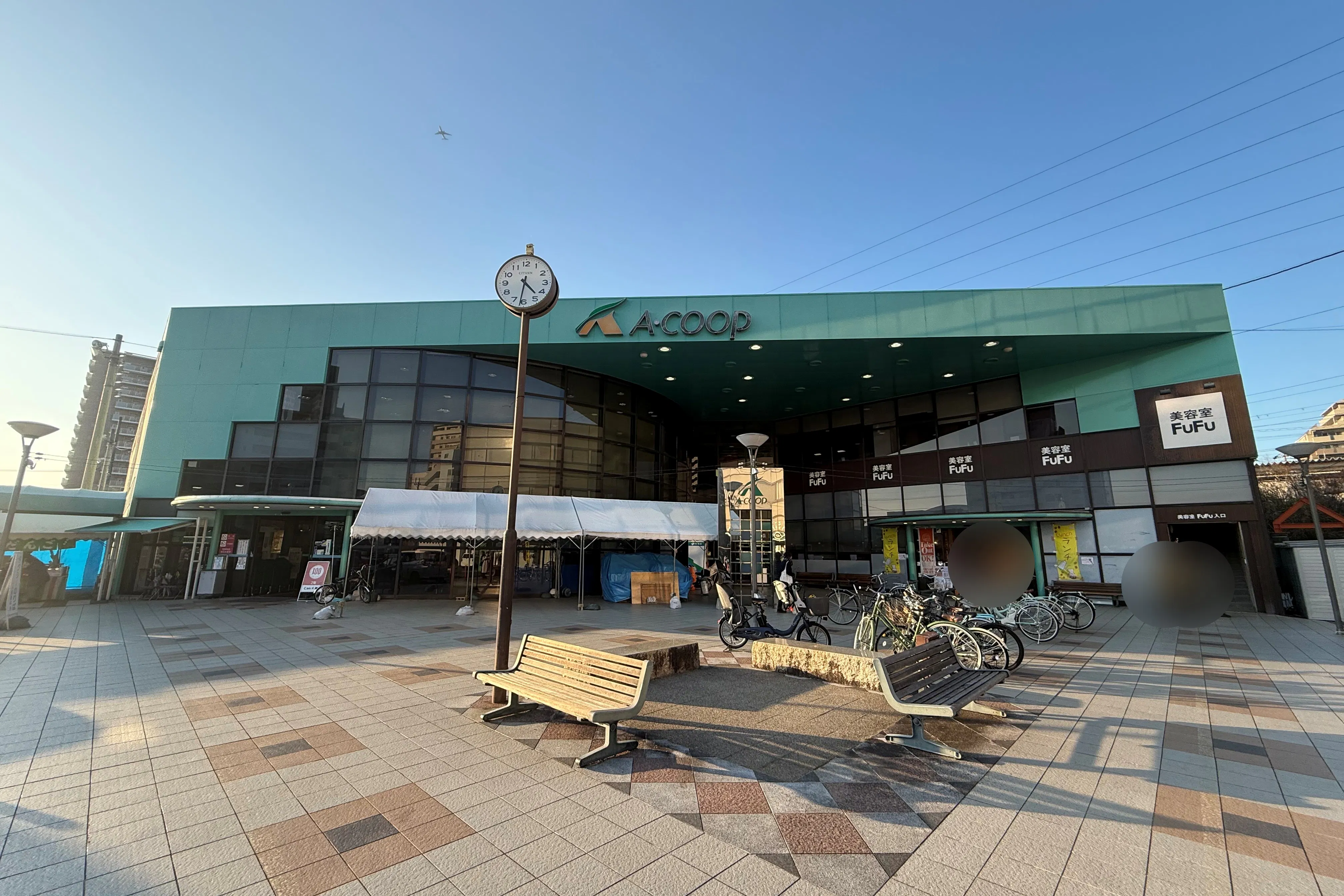 【Aコープ高蔵寺店】食物販や販促イベントに最適な屋外スペース