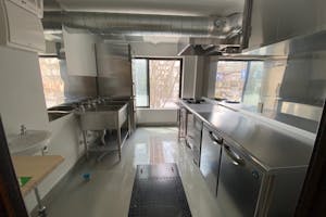 【浜町駅4分】レンタルキッチンとして利用可能、厨房設備完備のゴーストレストラン