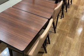 【イオンモール高崎】モール内広告 フードコートテーブルシール