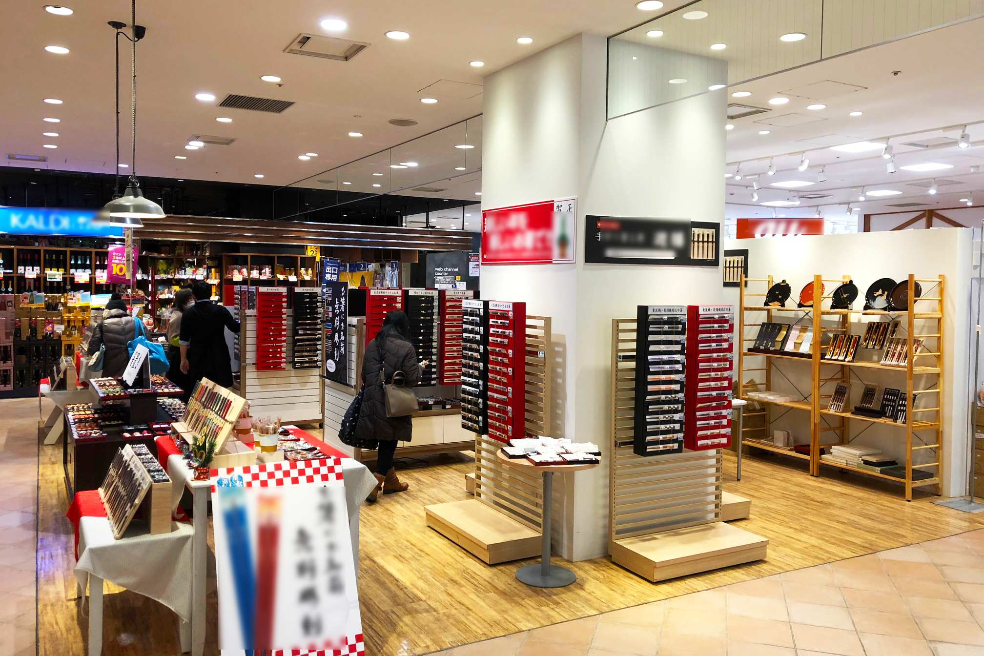 【中野マルイ】2階 カレンダリウムF04【食物販・物販】入口正面の人気区画、アパレル・雑貨から物産展など幅広い用途に