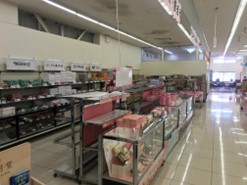 【西友　富士今泉店】1階催事場　ポップアップストア(物販、食物販)やプロモーション用途に最適なスーパー店内催事イベントスペース