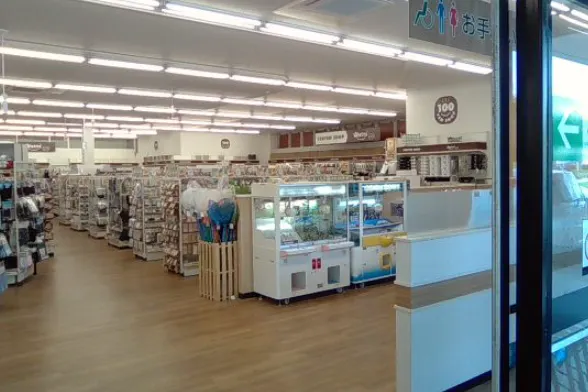 【天満屋ハピーズ東一宮店】100均側入口付近 各種プロモーション、会員獲得イベントに最適な屋内催事イベントスペース