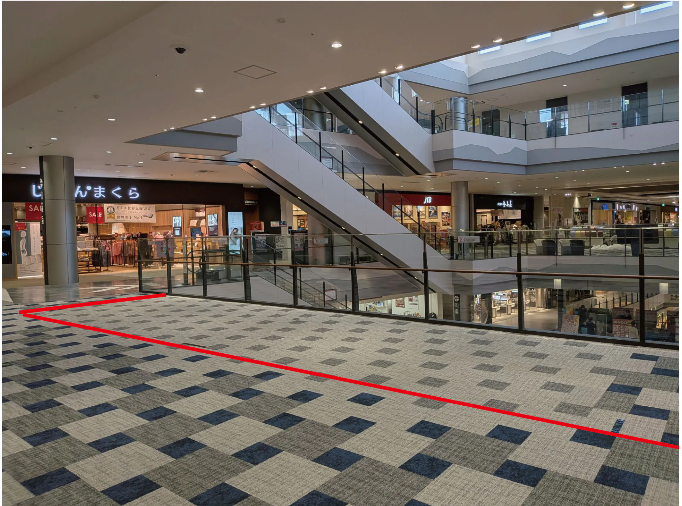 【イオンモール四條畷】３階イオンスタイル前ブリッジ