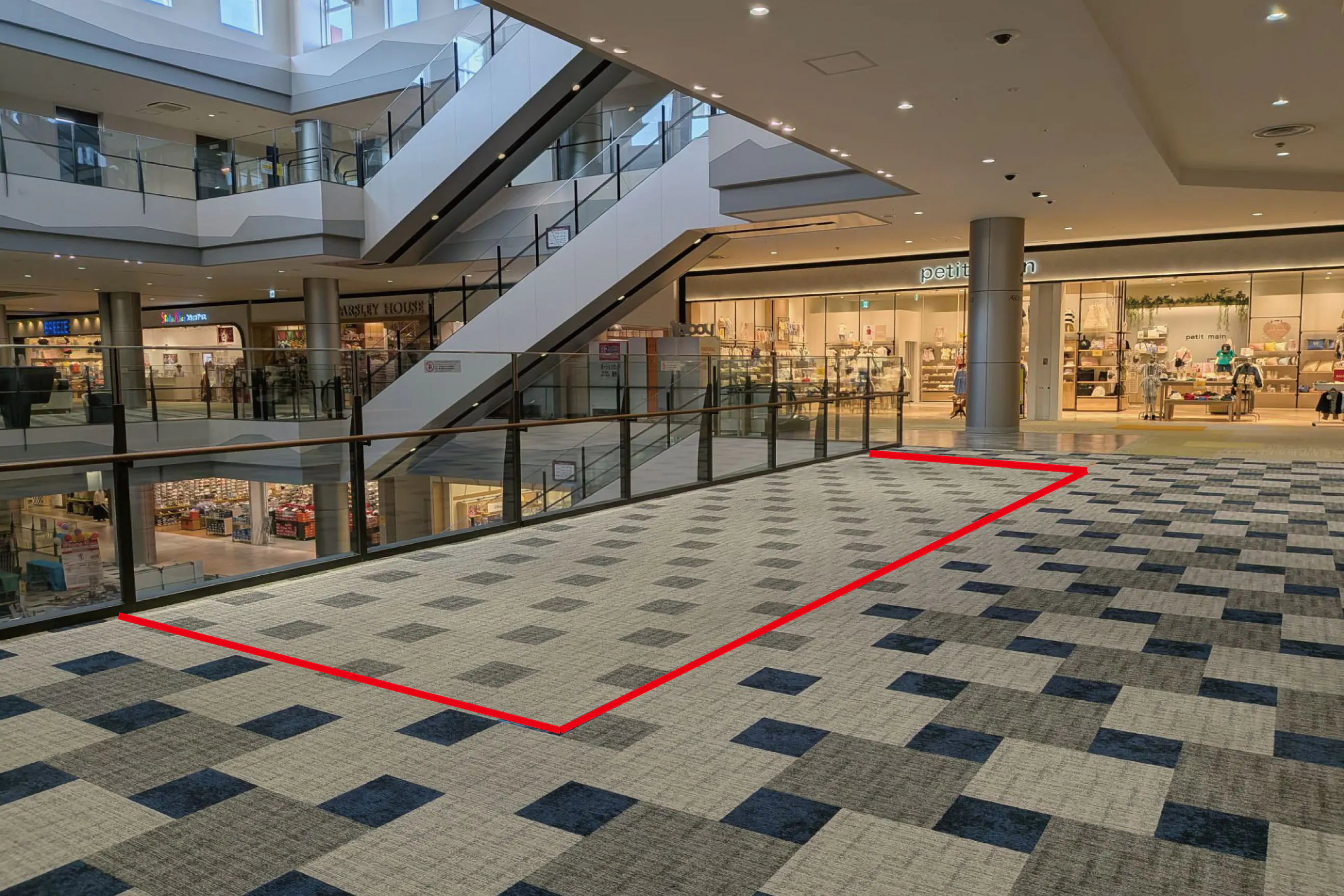 【イオンモール四條畷】3階イオンスタイル前ブリッジ