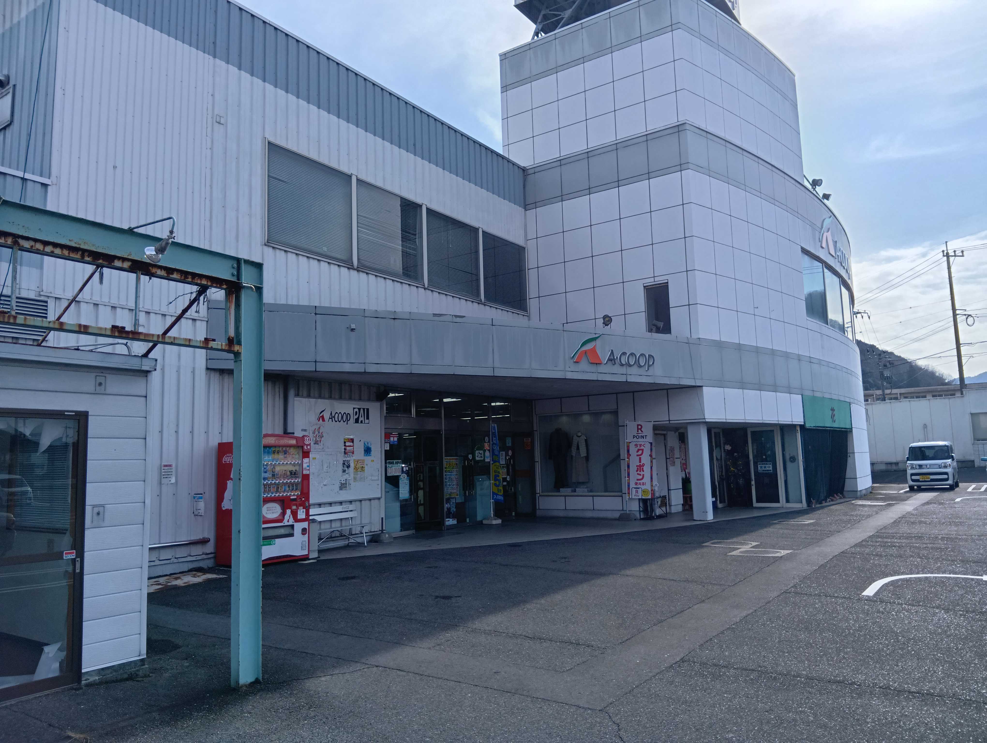 【Aコープパル店】食物販や販促イベントに最適な屋外軒下スペース