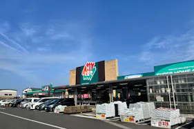 【HIヒロセスーパーコンボ元町店】プロモーションイベントに最適なホームセンターの食品側ベーカリー横(店内レジ後ろ)のスペース