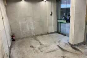 【西友 下高井戸店】1F入口横テナント区画 プロモーション用途や物販、食物販のポップアップストアに最適なスーパー店内催事イベントスペース