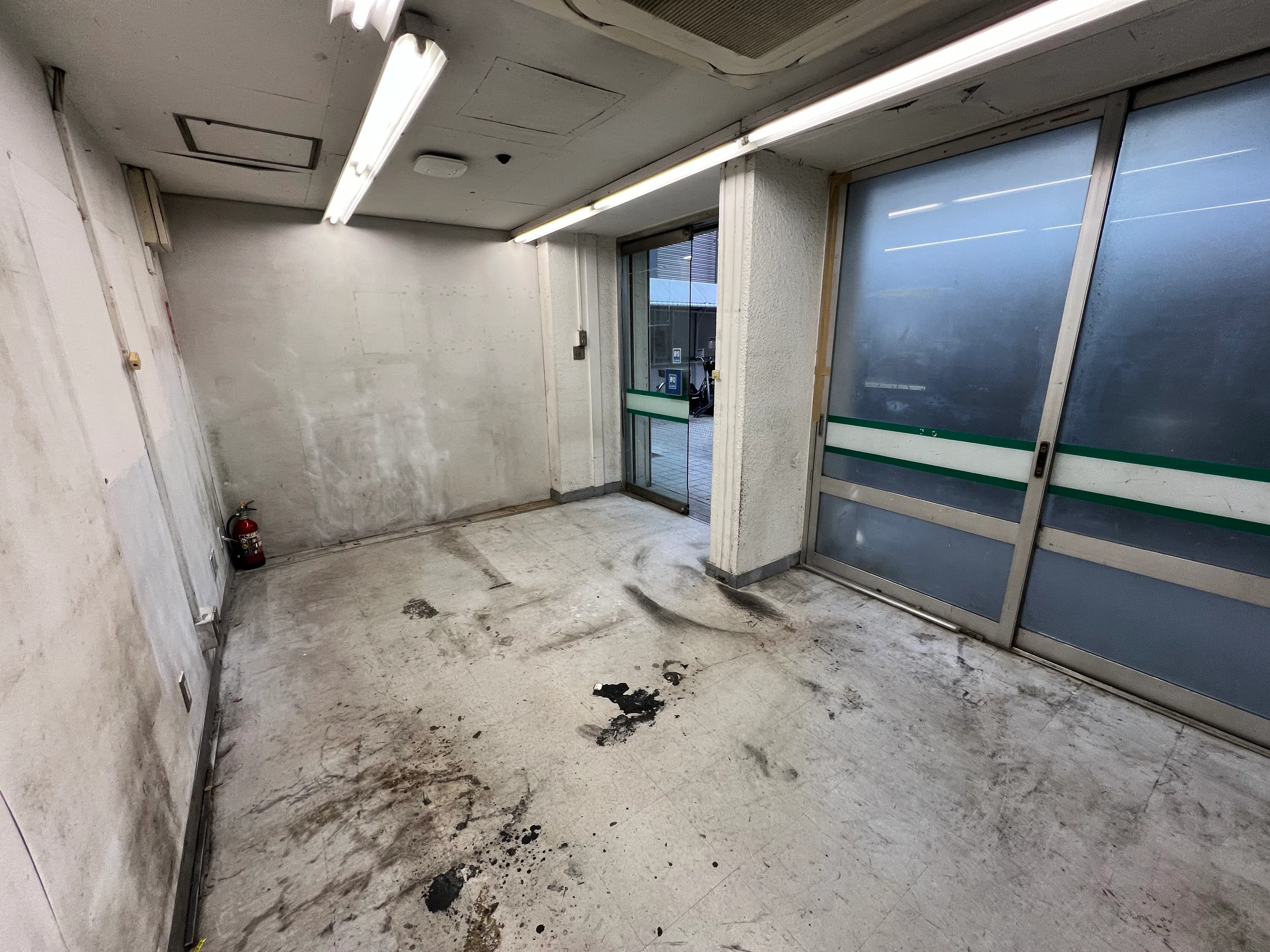 【西友 下高井戸店】1F入口横テナント区画 プロモーション用途や物販、食物販のポップアップストアに最適なスーパー店内催事イベントスペース