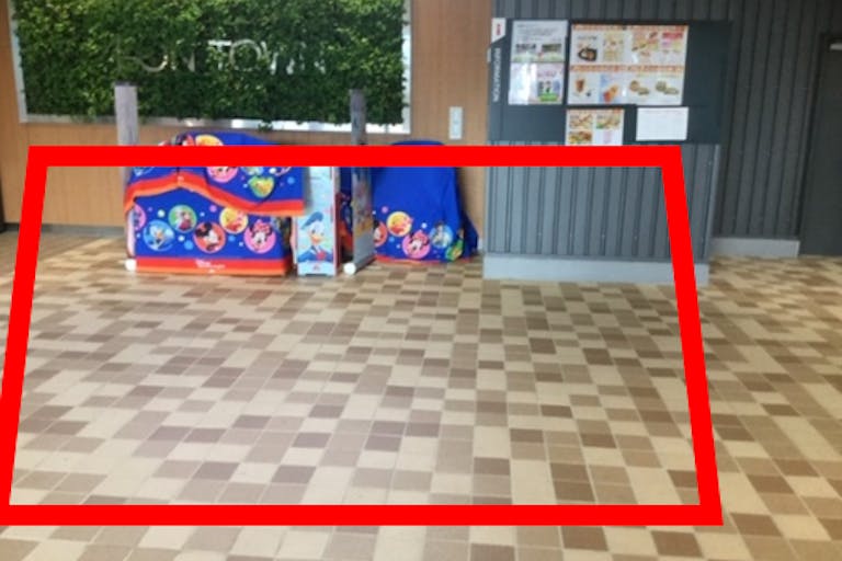 【イオンタウン川西】会員獲得イベントやポップアップストアに適した2階エレベーター前のイベントスペースの画像1