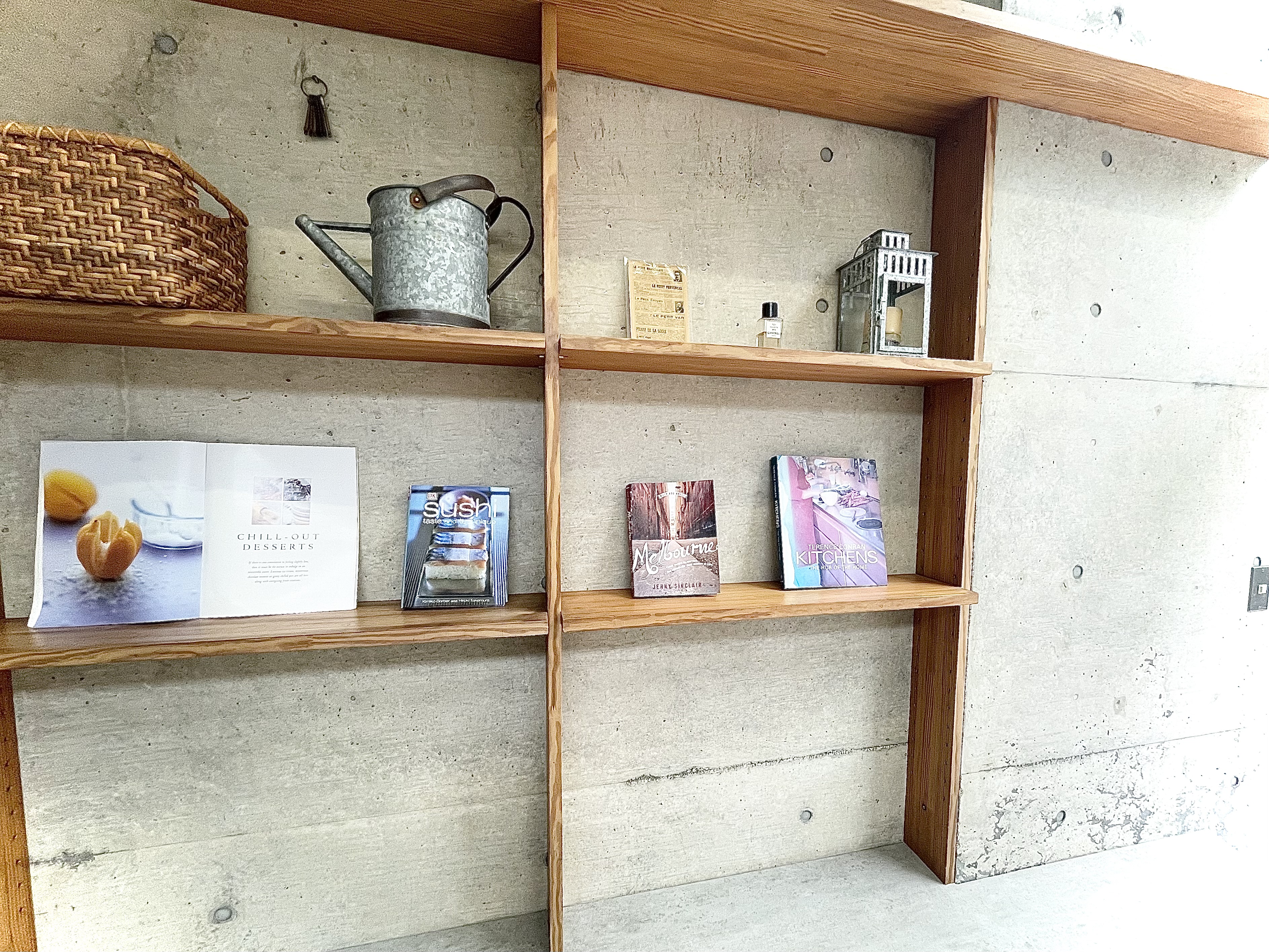 備え付けインテリア