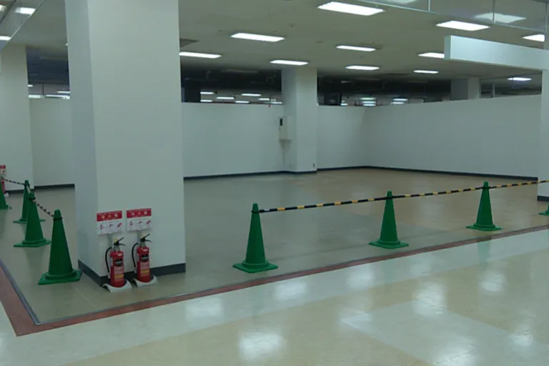 【イオンスーパーセンター横手南】2階奥催事場 販促プロモーションや物販に最適なスーパー店内催事イベントスペースの画像1