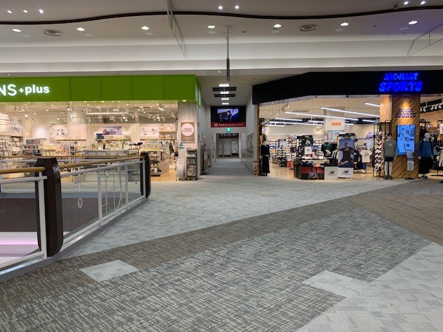 【イオンモール高岡】イベントスペース⑤(ABC-MART SPORTS前)