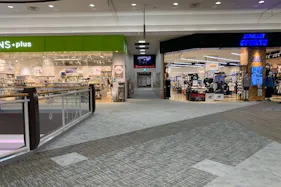 【イオンモール高岡】イベントスペース⑤(ABC-MART SPORTS前)