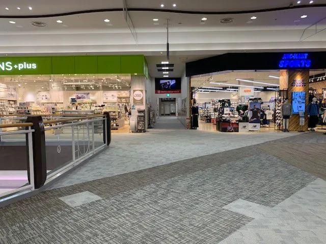 【イオンモール高岡】イベントスペース⑤(ABC-MART SPORTS前)